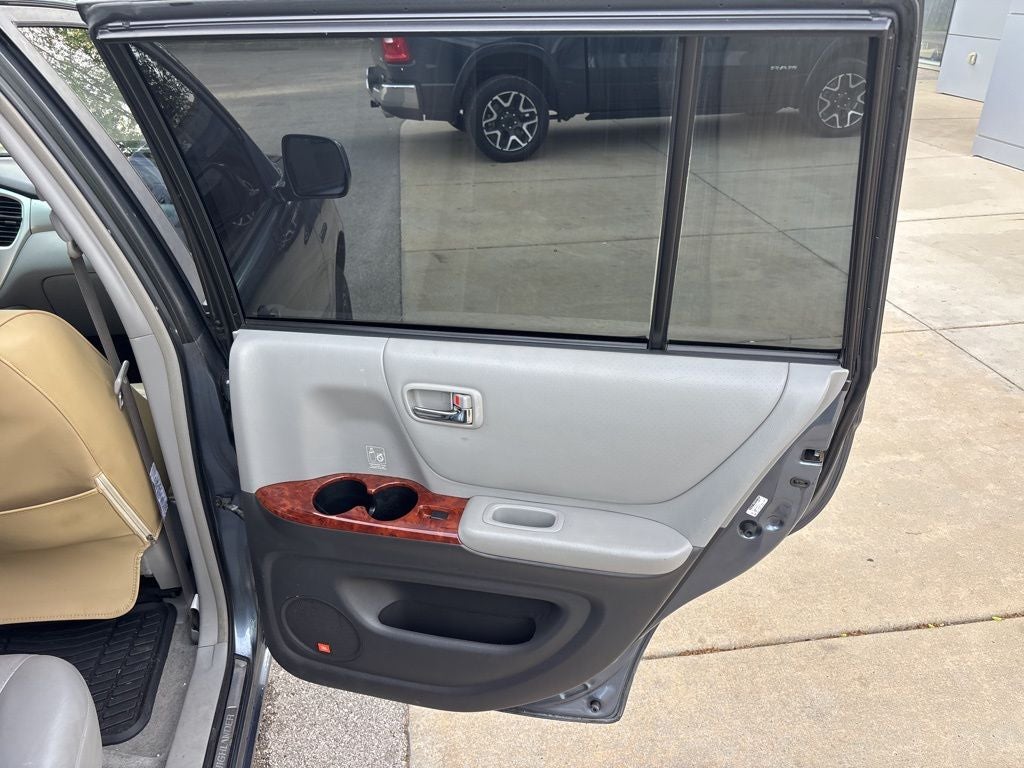 2005 Toyota Highlander V6