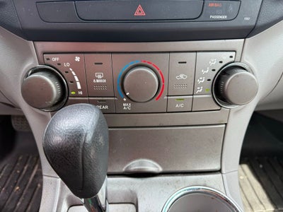 2009 Toyota Highlander Base