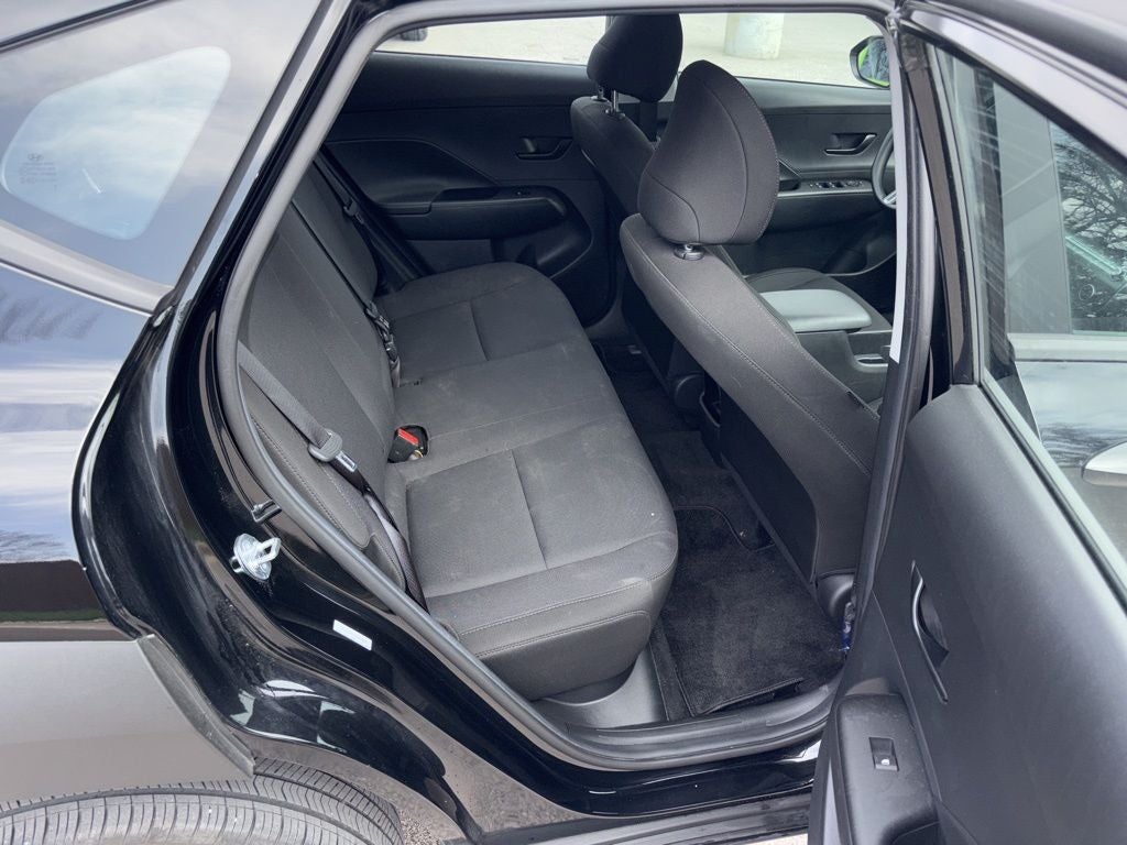 2025 Hyundai Kona SE