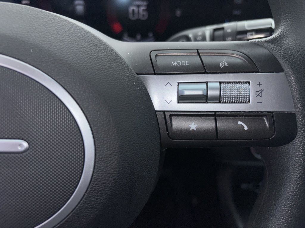 2025 Hyundai Kona SE