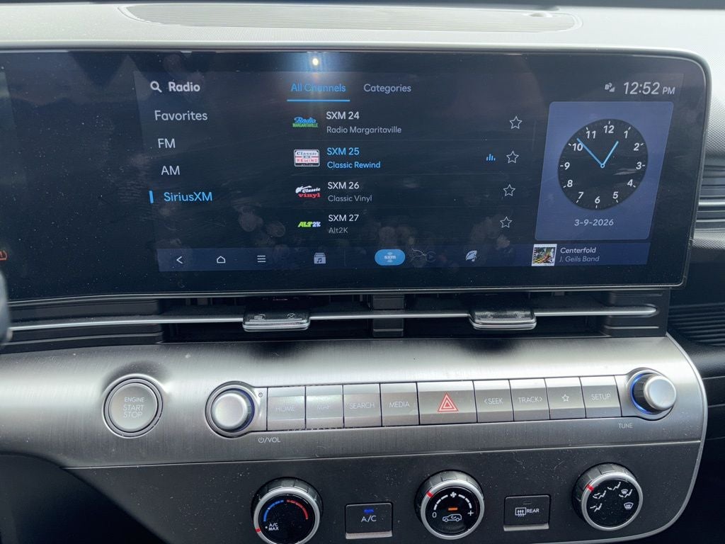 2025 Hyundai Kona SE