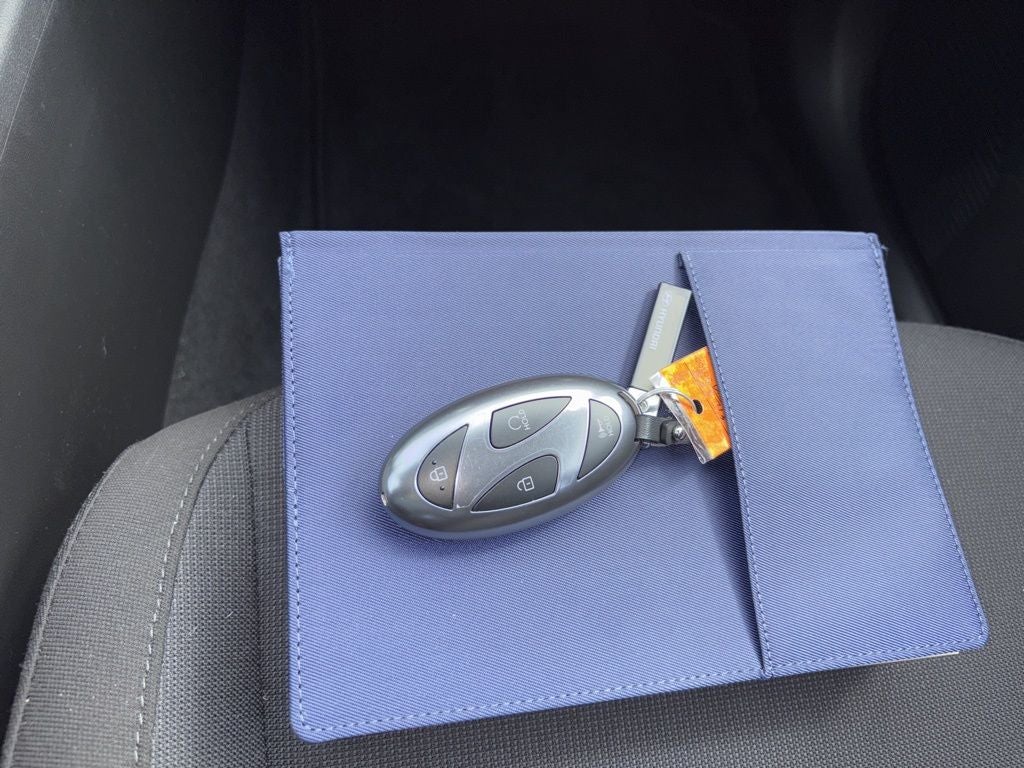 2025 Hyundai Kona SE