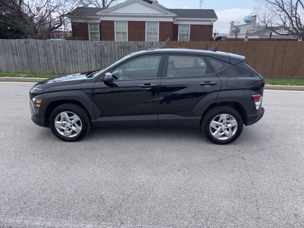 2025 Hyundai Kona SE