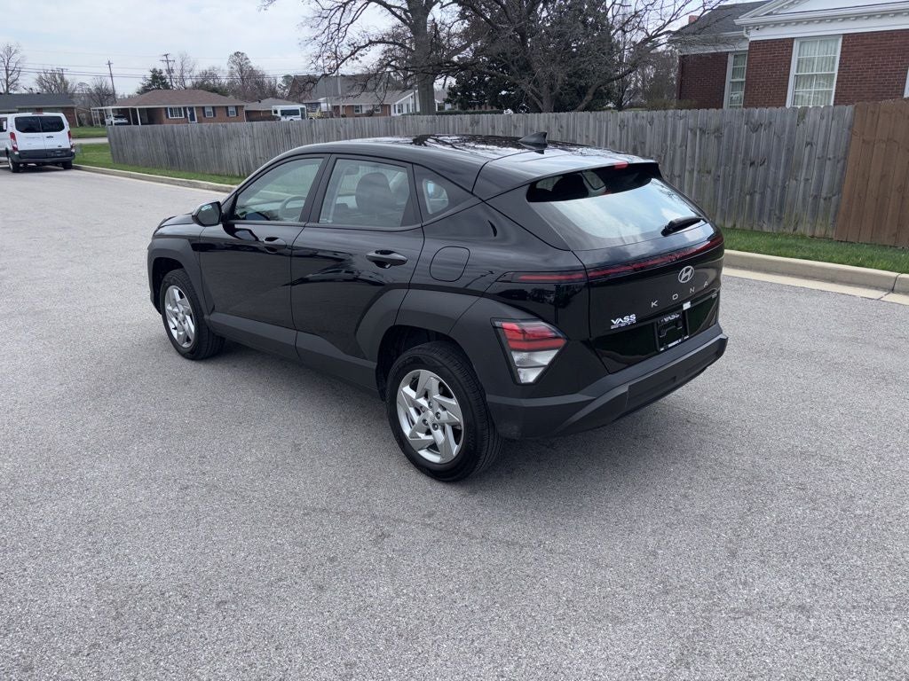 2025 Hyundai Kona SE