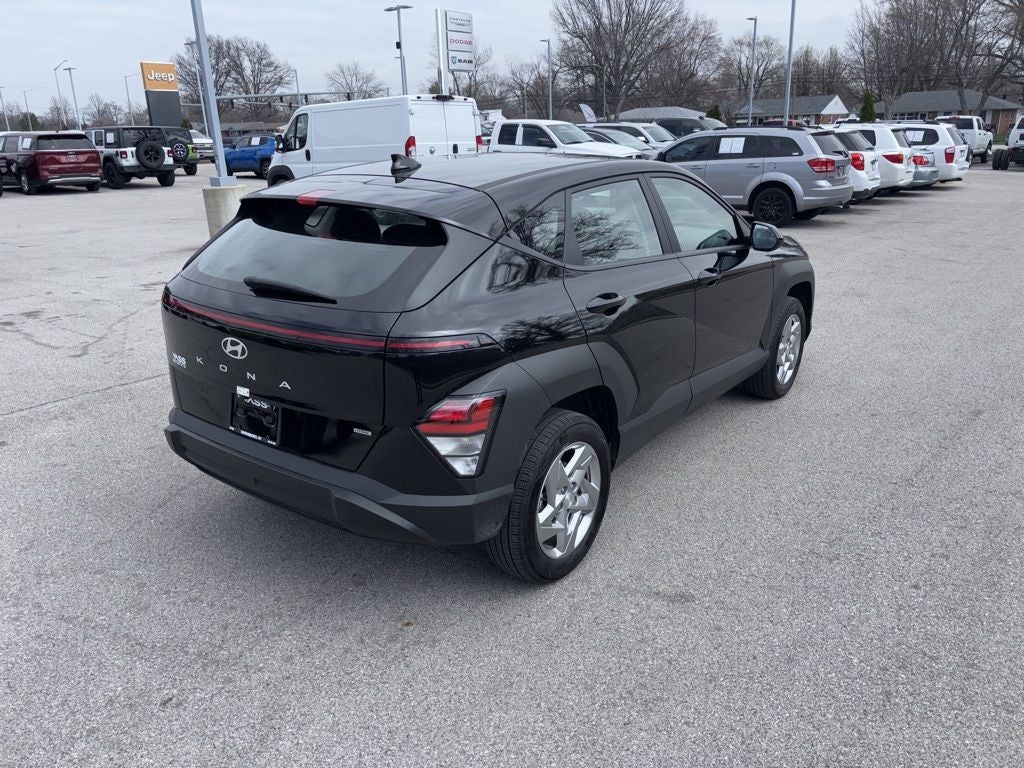 2025 Hyundai Kona SE