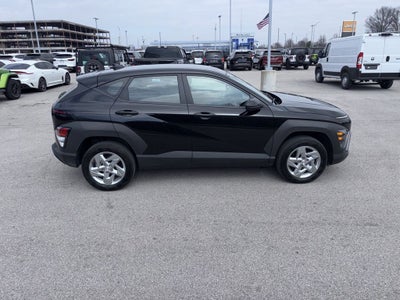 2025 Hyundai Kona SE