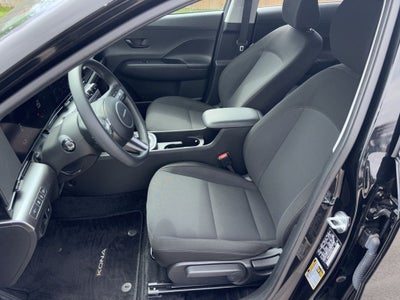 2025 Hyundai Kona SE