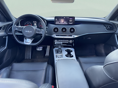 2022 Kia Stinger GT1