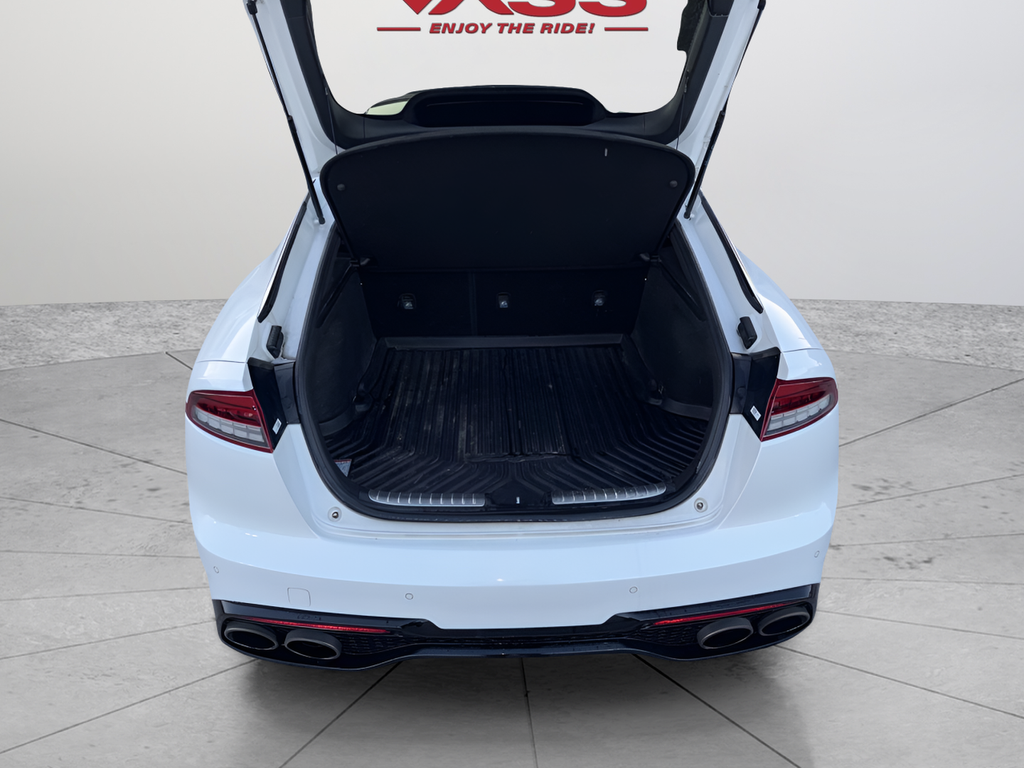 2022 Kia Stinger GT1