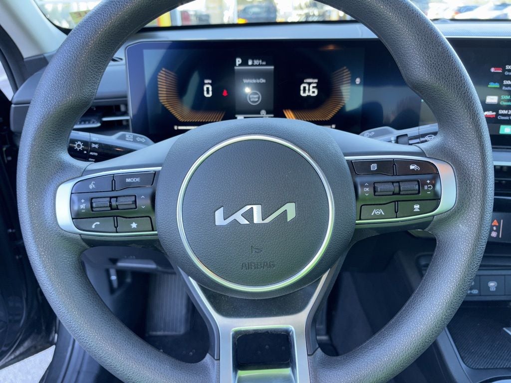 2025 Kia K5 LXS