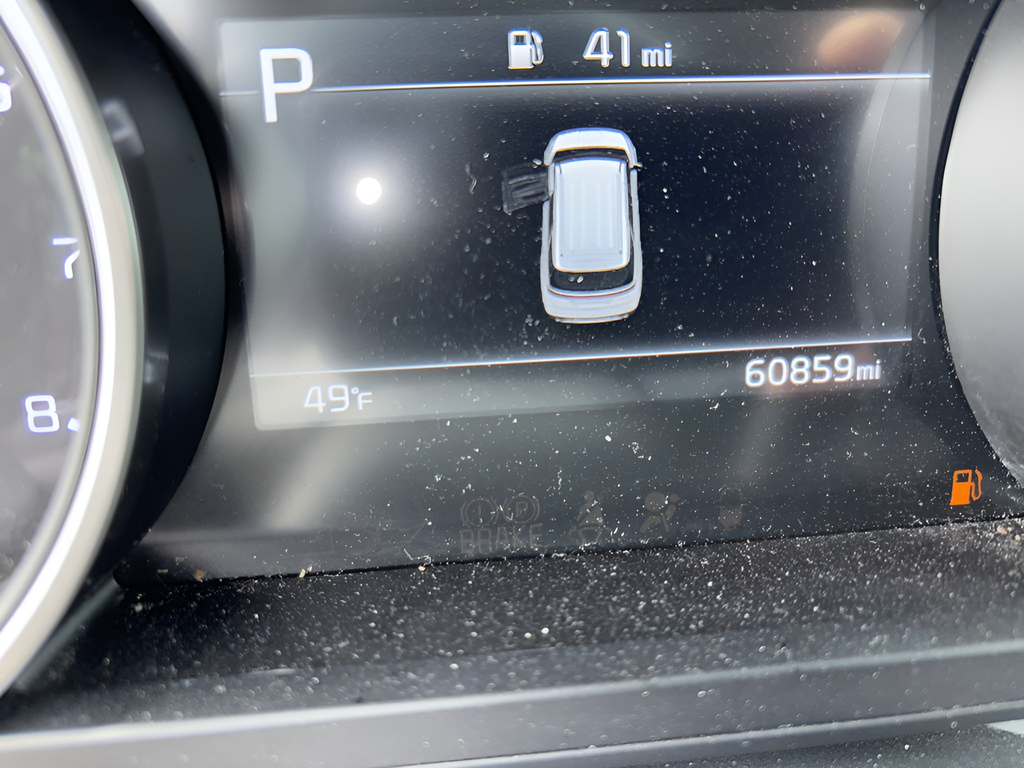 2024 Kia Carnival LX