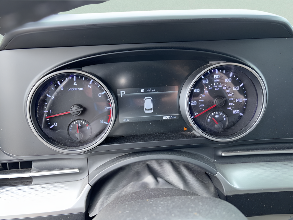 2024 Kia Carnival LX