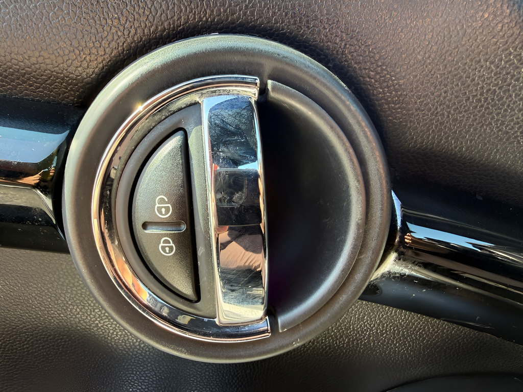 2019 MINI Cooper S Signature