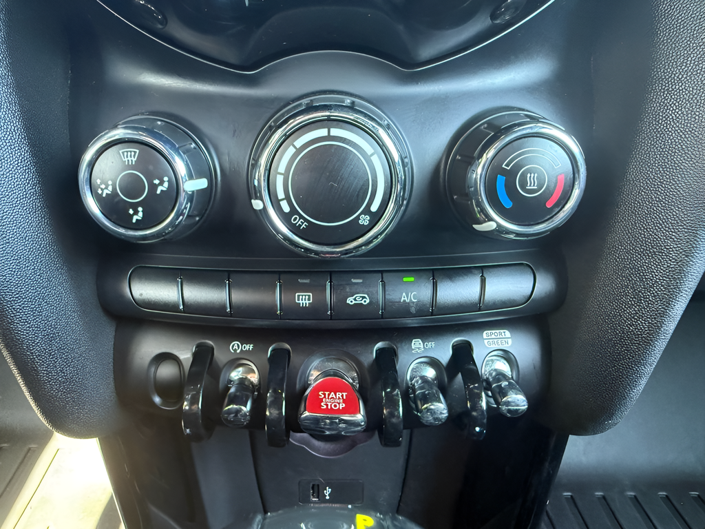 2019 MINI Cooper S Signature