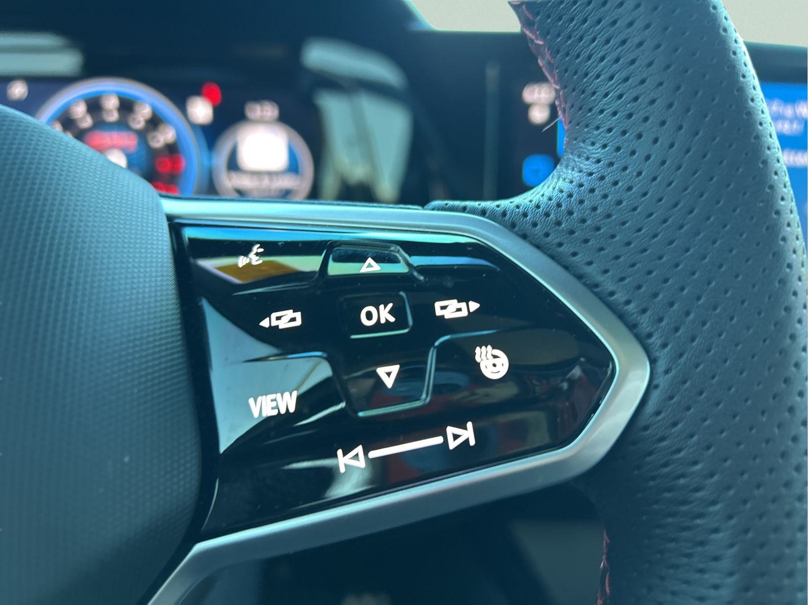 2024 Volkswagen Golf GTI 2.0T SE