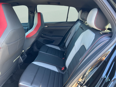 2024 Volkswagen Golf GTI 2.0T SE