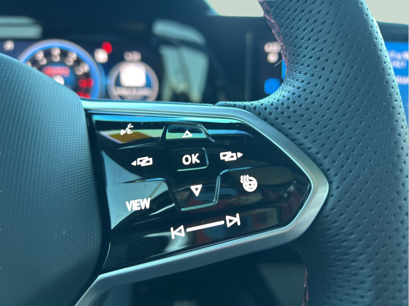 2024 Volkswagen Golf GTI 2.0T SE