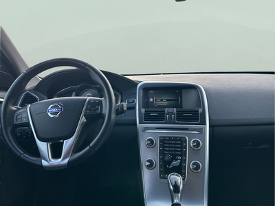 2017 Volvo XC60 T5 Dynamic