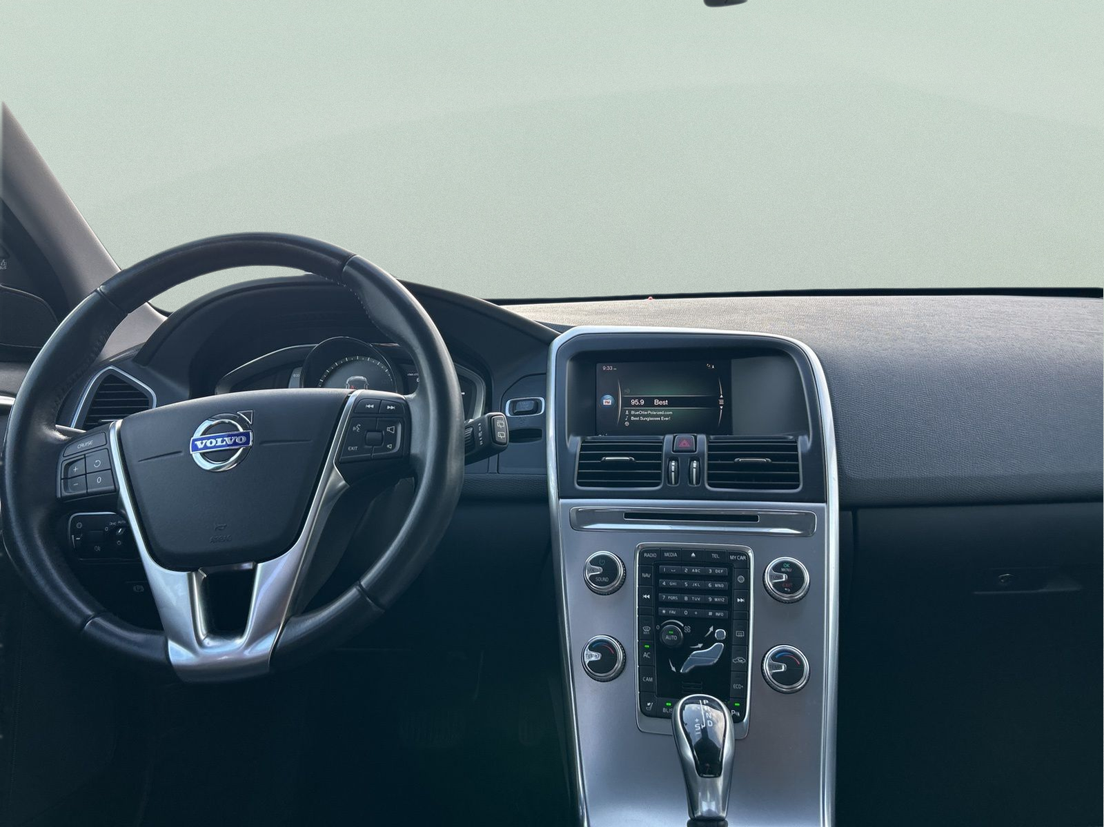 2017 Volvo XC60 T5 Dynamic