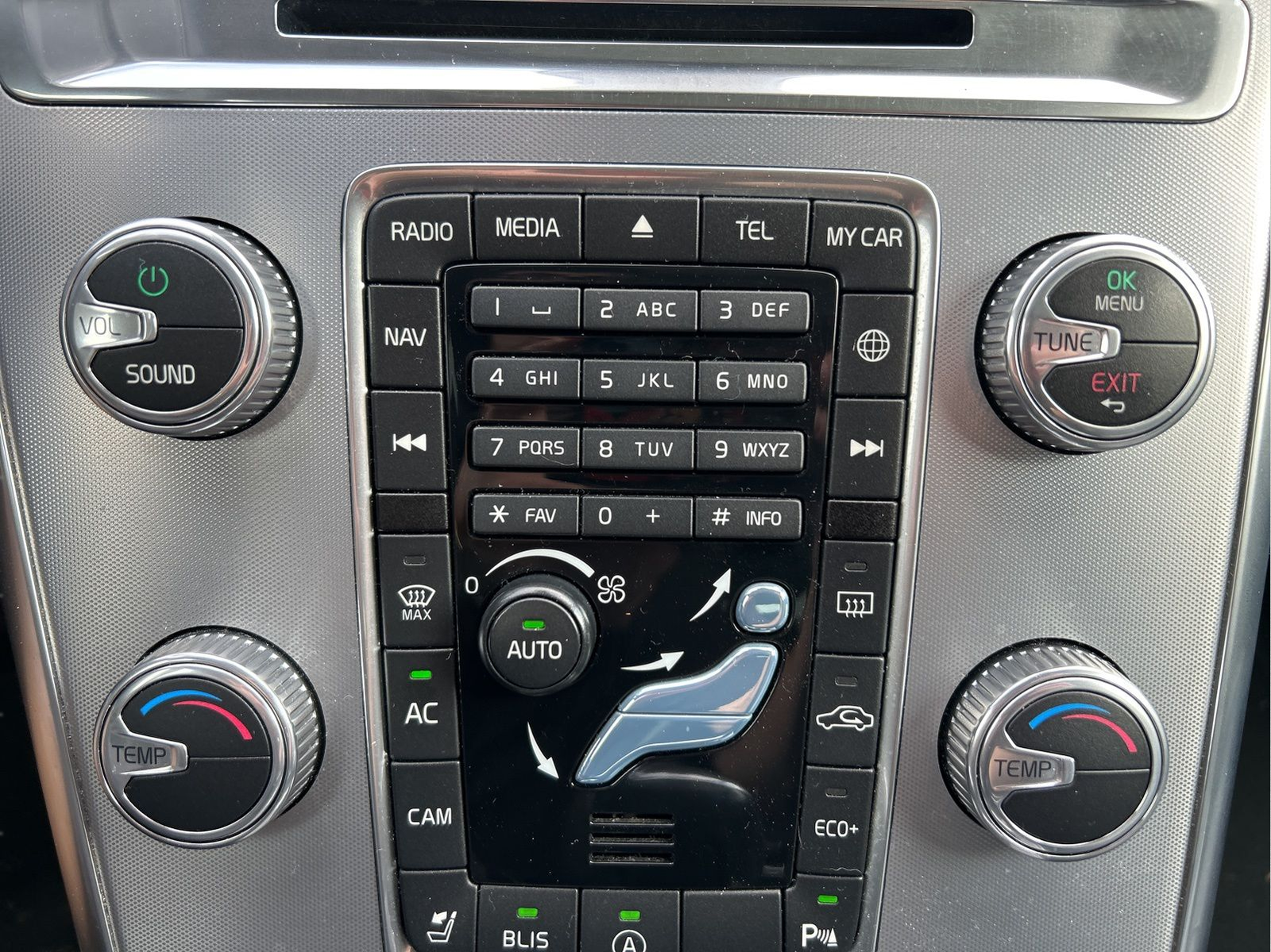 2017 Volvo XC60 T5 Dynamic