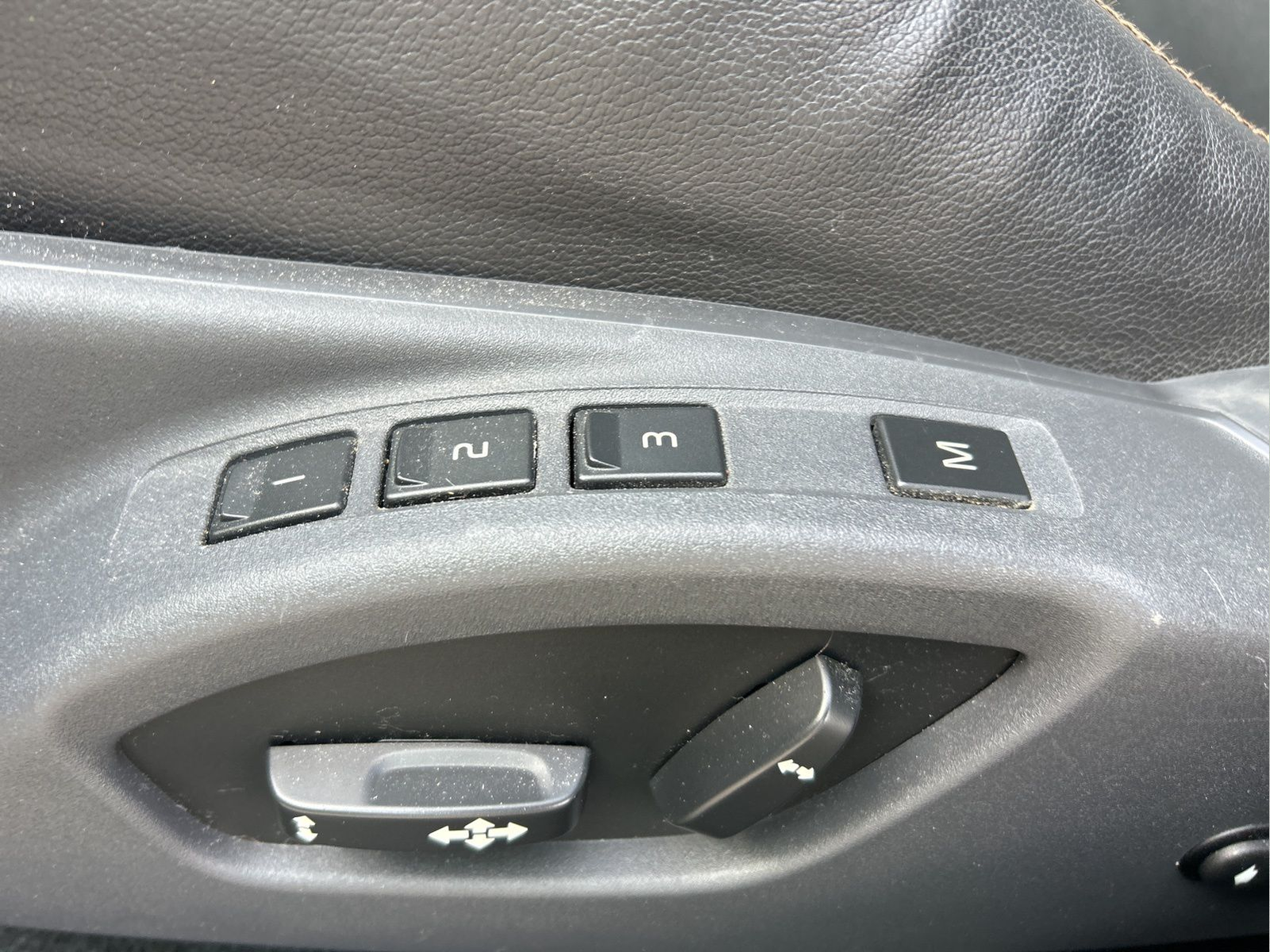 2017 Volvo XC60 T5 Dynamic