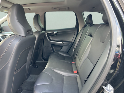 2017 Volvo XC60 T5 Dynamic