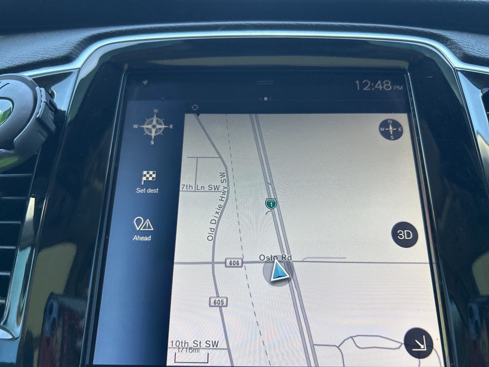 2017 Volvo XC90 T6 Momentum