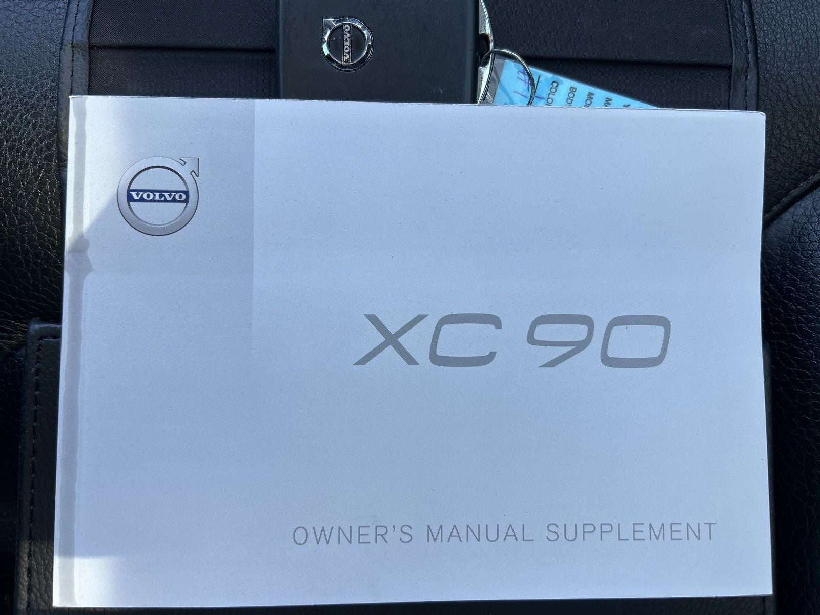 2017 Volvo XC90 T6 Momentum