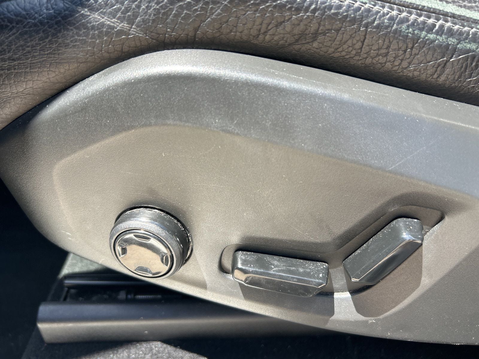 2017 Volvo XC90 T6 Momentum