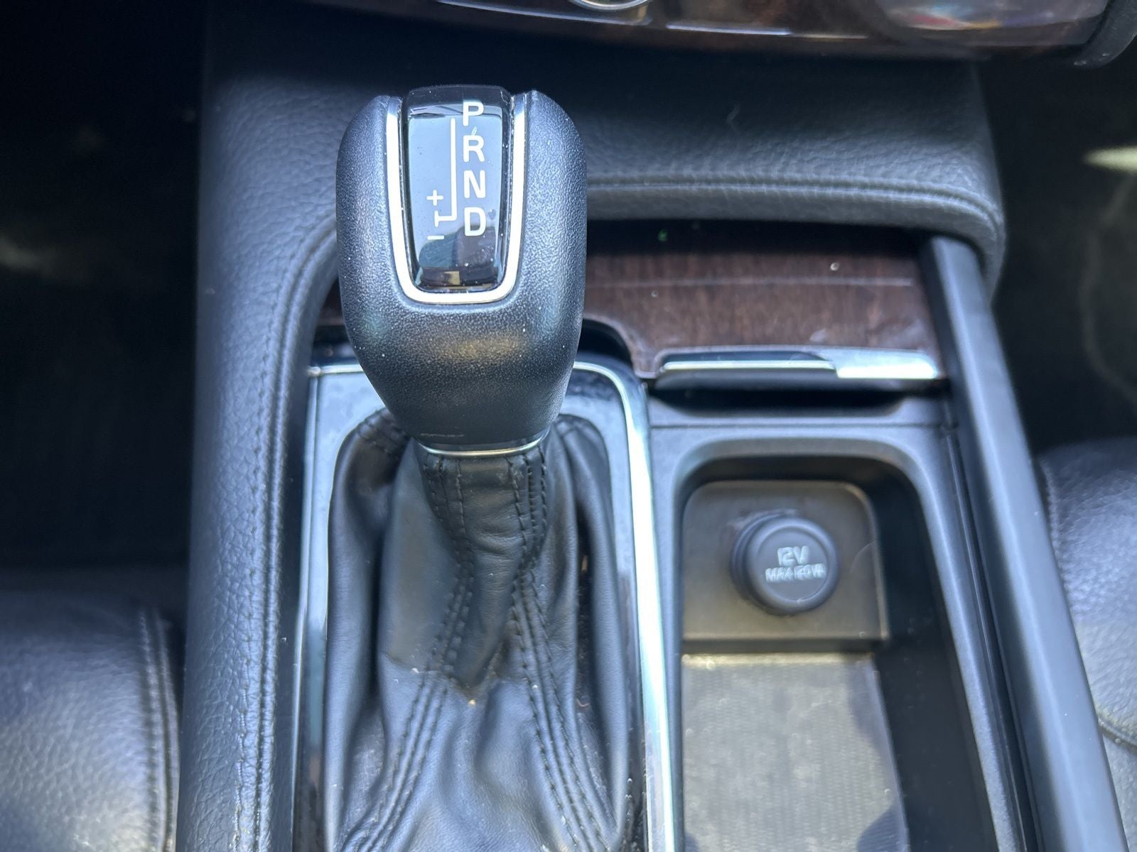 2017 Volvo XC90 T6 Momentum