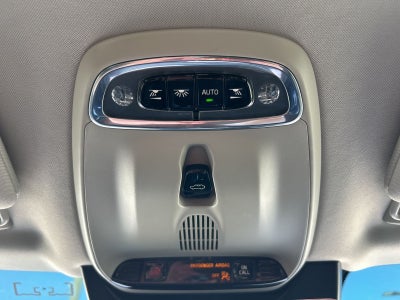 2017 Volvo XC90 T6 Momentum