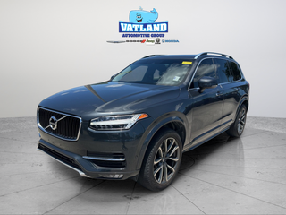 2017 Volvo XC90 T6 Momentum