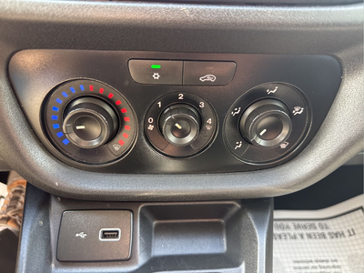 2022 RAM ProMaster City Base